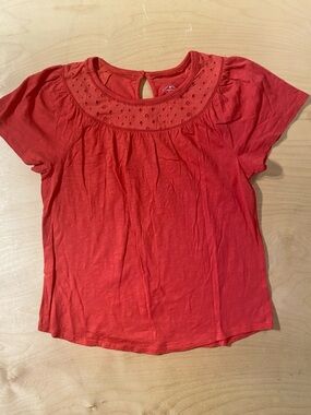 St. John's Bay Red Eyelet Yoke Short Sleeve Tee Medium (RC)